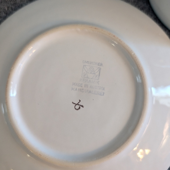 Gmundner Keramik Scattered Flowers/Streublumen Cup & Saucer, EUC - Picture 6 of 6